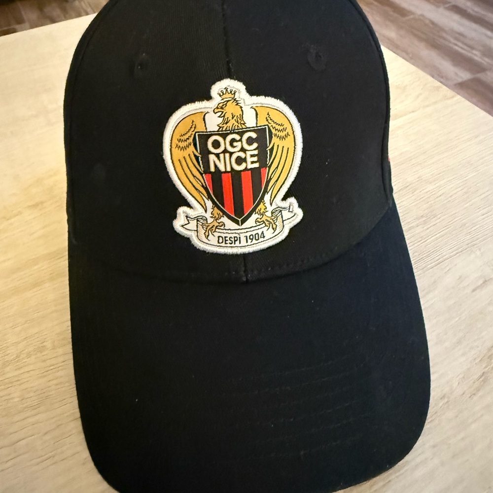 Men’s Soccer Ball Cap